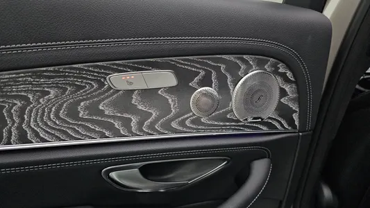 Mercedes-Benz E-Class W213 E350 4MATIC AMG Line 2022 28