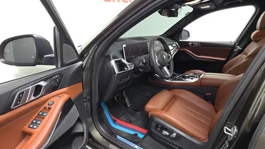 BMW X7 (G07) xDrive 40i M 6 2025 10