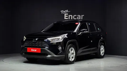 Toyota RAV4 5 2.5 2WD 2019