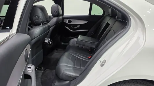 Mercedes-Benz C-Class W205 C200 2020 10
