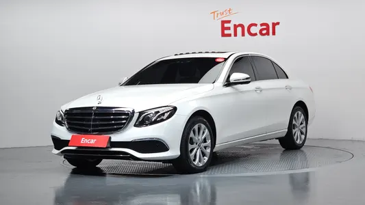 Mercedes-Benz E-Class W213 E300 4MATIC 2020