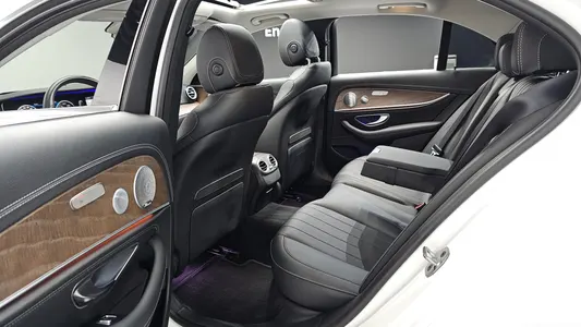 Mercedes-Benz E-Class W213 E300 4MATIC 2020 11