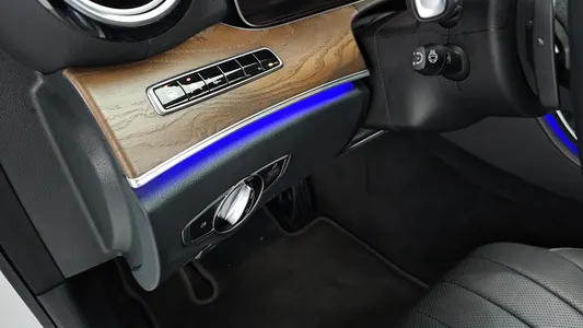 Mercedes-Benz E-Class W213 E300 4MATIC 2020 18