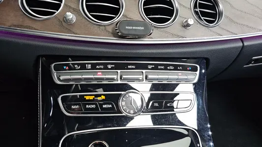 Mercedes-Benz E-Class W213 E300 4MATIC 2020 30