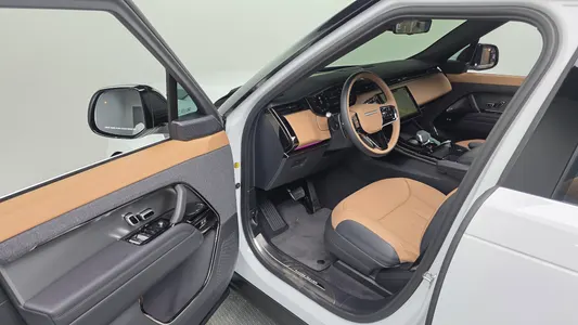 Land Rover 3 P360 HSE 2025 13