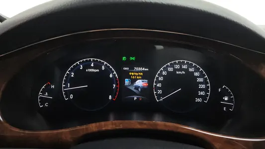 Hyundai 제네시스 BH330 2010 8