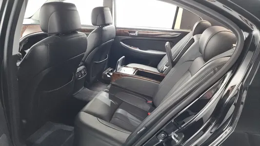 Hyundai 제네시스 BH330 2010 23