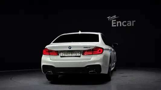 BMW 5 Series (G30) 520d M 2020 4