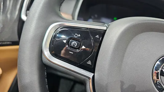 Volvo S90 B5 2023 15
