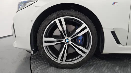 BMW 6 Series GT (G32) 630i xDrive M 2024 5