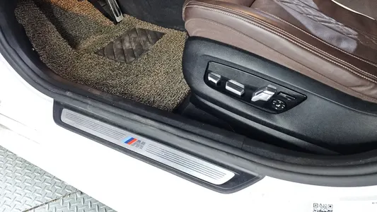BMW 6 Series GT (G32) 630i xDrive M 2024 31