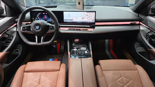 BMW 5 Series (G60) 530i xDrive M 2025 7