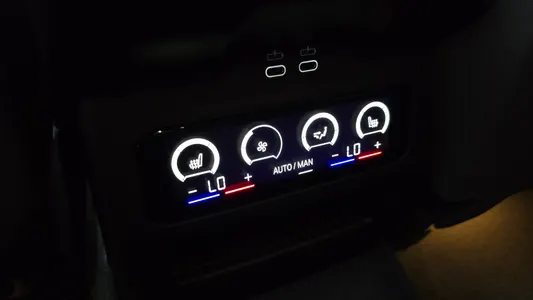 BMW 5 Series (G60) 530i xDrive M 2024 27