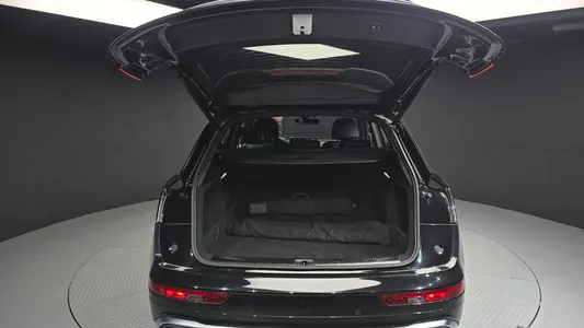 Audi Q5 (FY) 40 TDI 2021 20