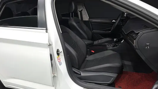 Volkswagen 7 1.4 TSI 2021 11