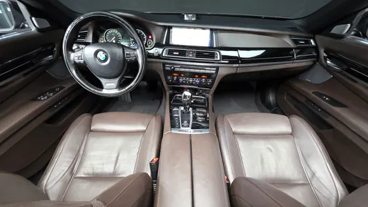 BMW 7 Series (F01) 750Li xDrive 2015 7