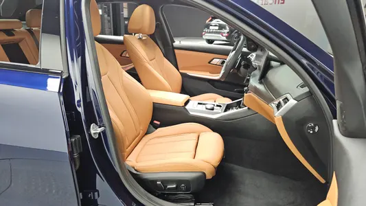 BMW 3 Series (G20) 320i M 2025 12