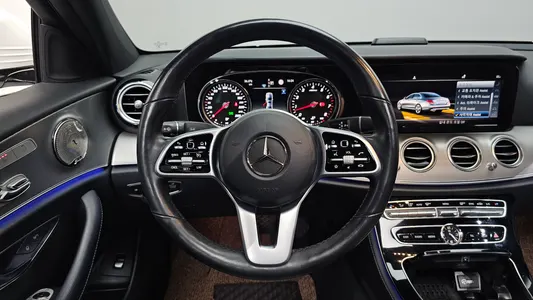 Mercedes-Benz E-Class W213 E300 2018 13
