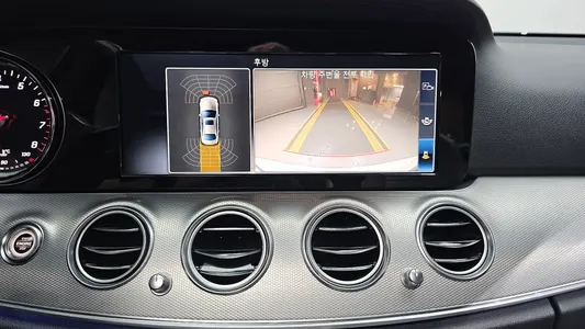 Mercedes-Benz E-Class W213 E300 2018 15