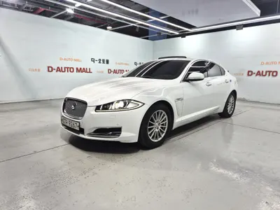 Jaguar New XF 2.2D 2015 5