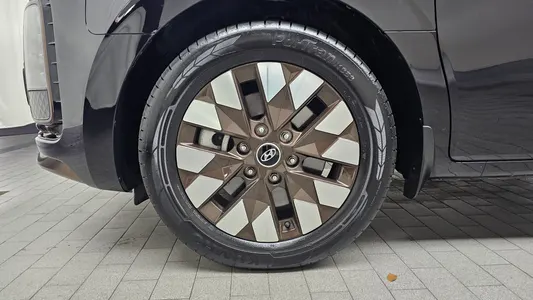 Hyundai Staria 9 2024 5