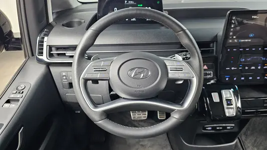Hyundai Staria 9 2024 14
