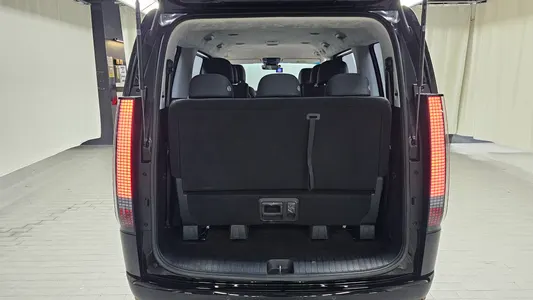 Hyundai Staria 9 2024 18