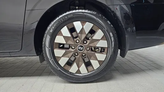 Hyundai Staria 9 2024 21