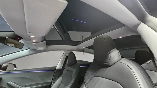 Tesla 3 RWD 2025 19