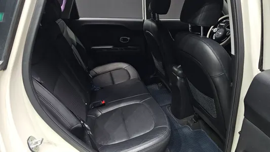 Kia 쏘울 1.6 GDi 2013 11