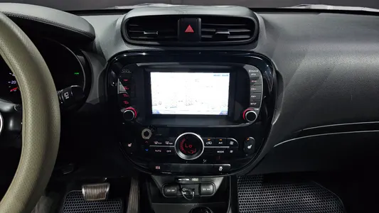 Kia 쏘울 1.6 GDi 2013 15