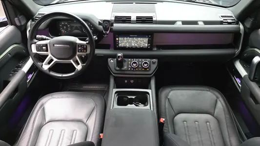 Land Rover (L663) 110 P300 X- SE 2021 7