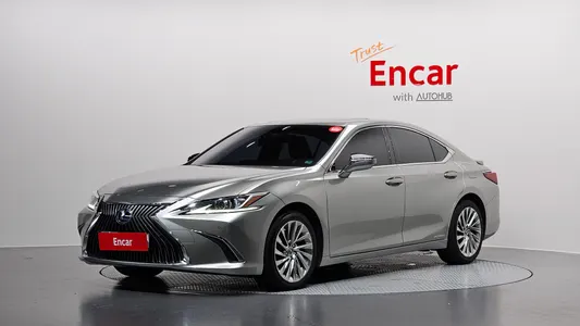 Lexus ES300h 7 2018
