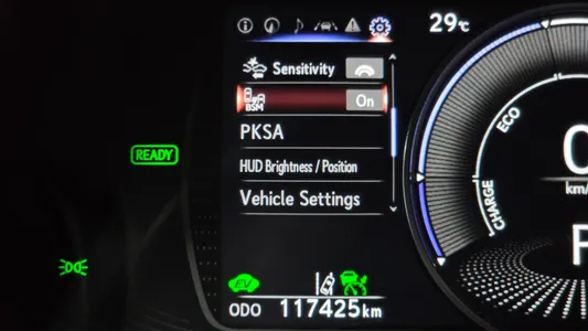 Lexus ES300h 7 2018 17