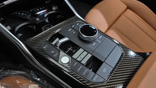 BMW 3 Series (G20) 320i M 2024 9