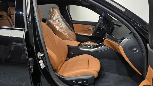 BMW 3 Series (G20) 320i M 2024 26