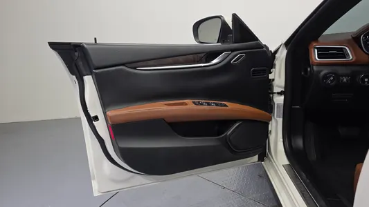 Maserati 기블리 3.0 2019 24