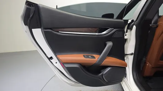 Maserati 기블리 3.0 2019 25
