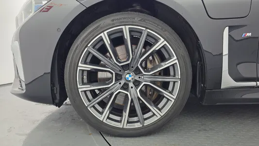 BMW 7 Series (G11) 745e i M 2020 5