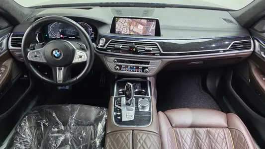 BMW 7 Series (G11) 745e i M 2020 7