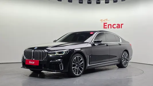 BMW 7 Series (G11) 745e i M 2020