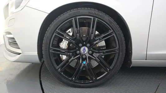 Volvo S60 2017 5