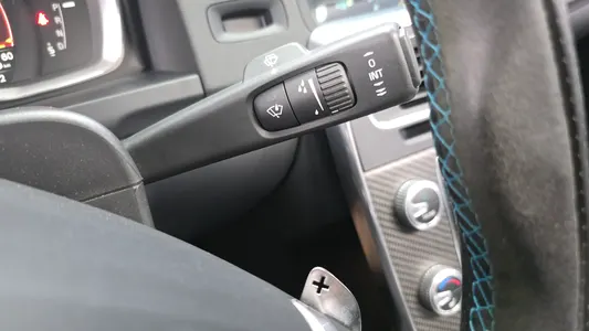 Volvo S60 2017 28