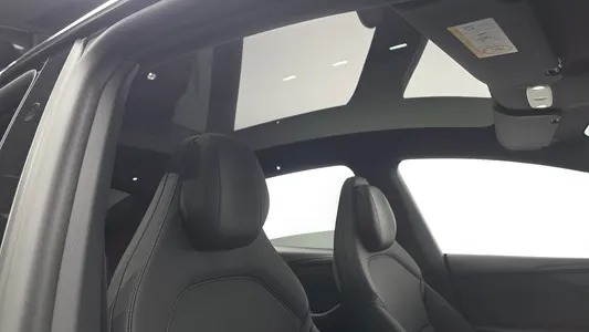 Tesla Y L AWD 2026 15