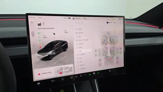 Tesla Y L AWD 2026 16