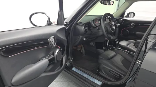 MINI 쿠퍼 5 2023 10