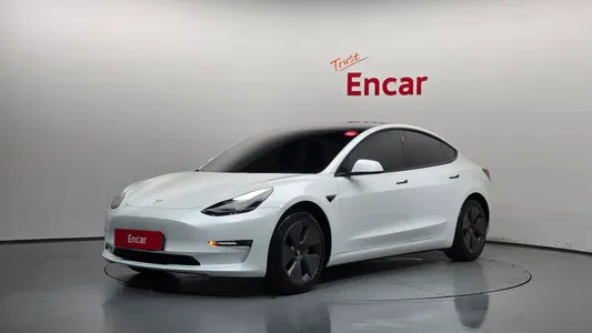 Tesla 3 AWD 2021