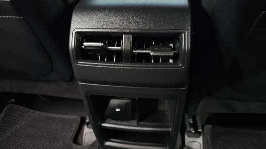 KG Mobility 2 1.5 2WD 2024 32