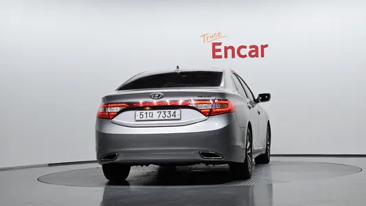 Hyundai Grandeur HG HG240 2011 4