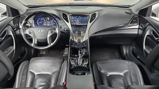 Hyundai Grandeur HG HG240 2011 7